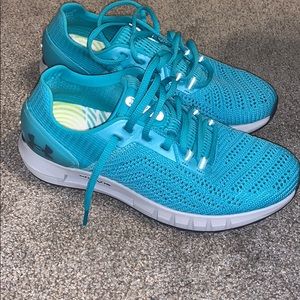 Under Armour Sneakers